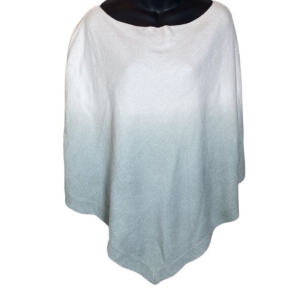 Barefoot dreams poncho cozy chic ultra lite knit ocean breeze ombre waterfall - Picture 2 of 9